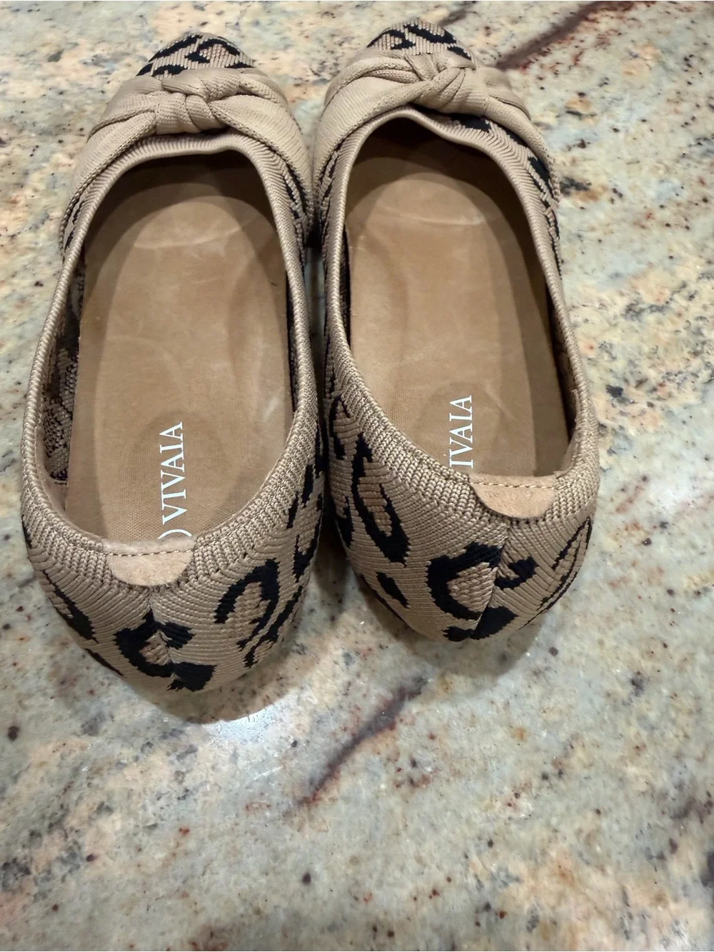 Vivaia Tan & Black Leopard-Print Knot Ballet Flats size 7  (37.5)